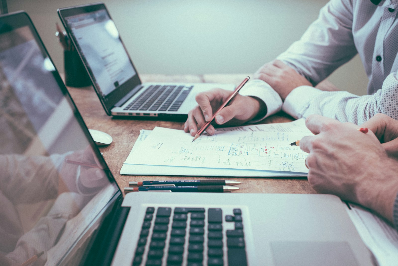 7 reasons raising too much money too soon makes you weaker